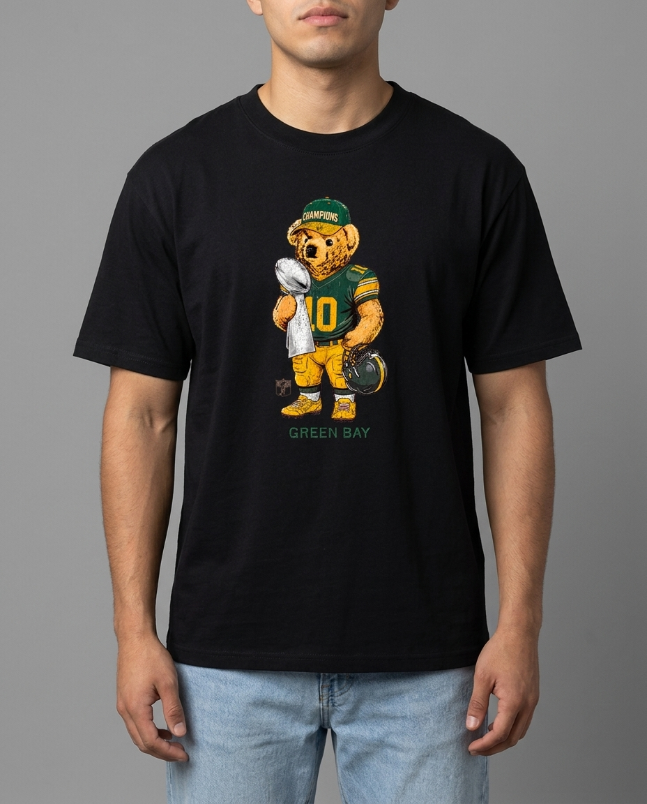 Bay Frost Bear playera negra con modelo - Nostalgia Lab