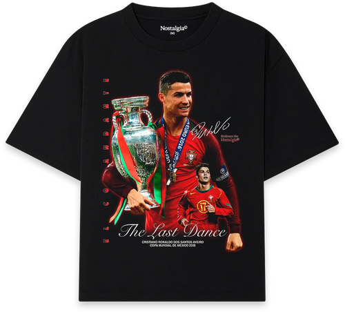 Camiseta negra de algodón 100% de Nostalgia Lab con estampado de Cristiano Ronaldo levantando el trofeo de la Eurocopa 2016. "The Last Dance".